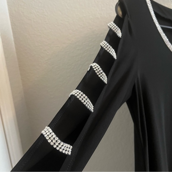 Elegant shift dress - Picture 3 of 5